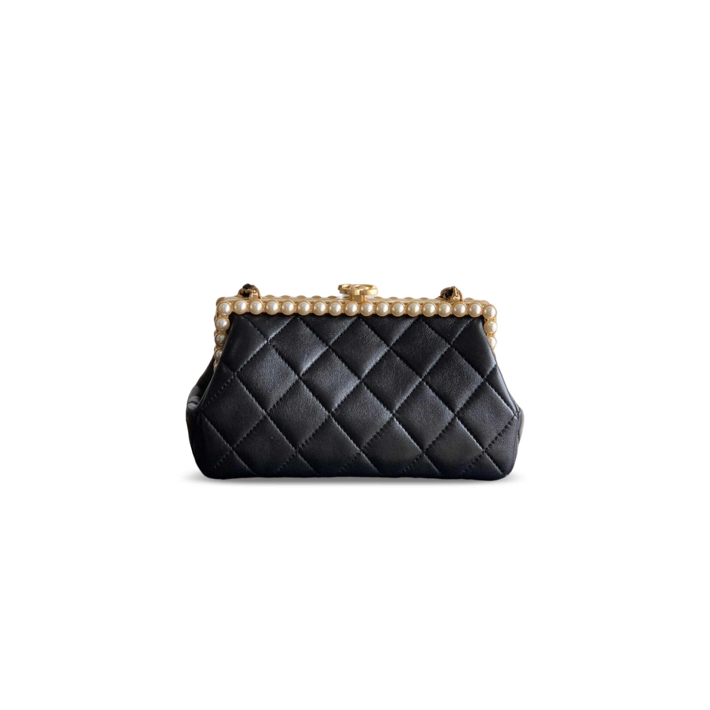 CHANEL 26C LAMBSKIN PEARLS CLUTCH AS5912 (20.5*10*7.5cm)